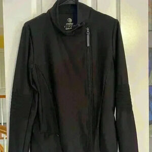 MPG black golf jacket ruffle accent sleeve size large off center front zipper